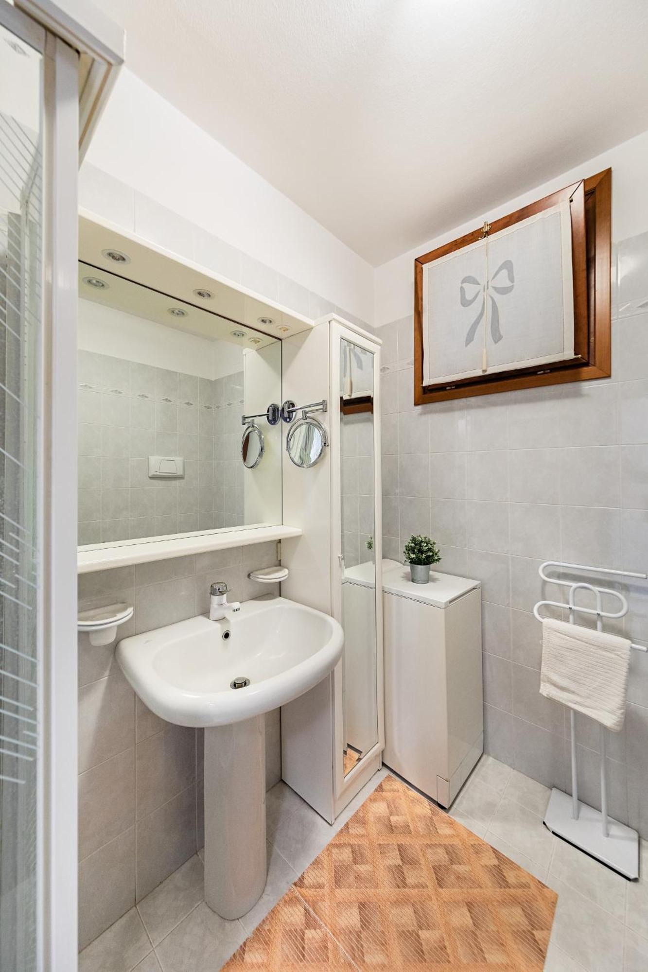 Residence Giardino 3 By Wonderful Italy Сояно дел Лаго Екстериор снимка