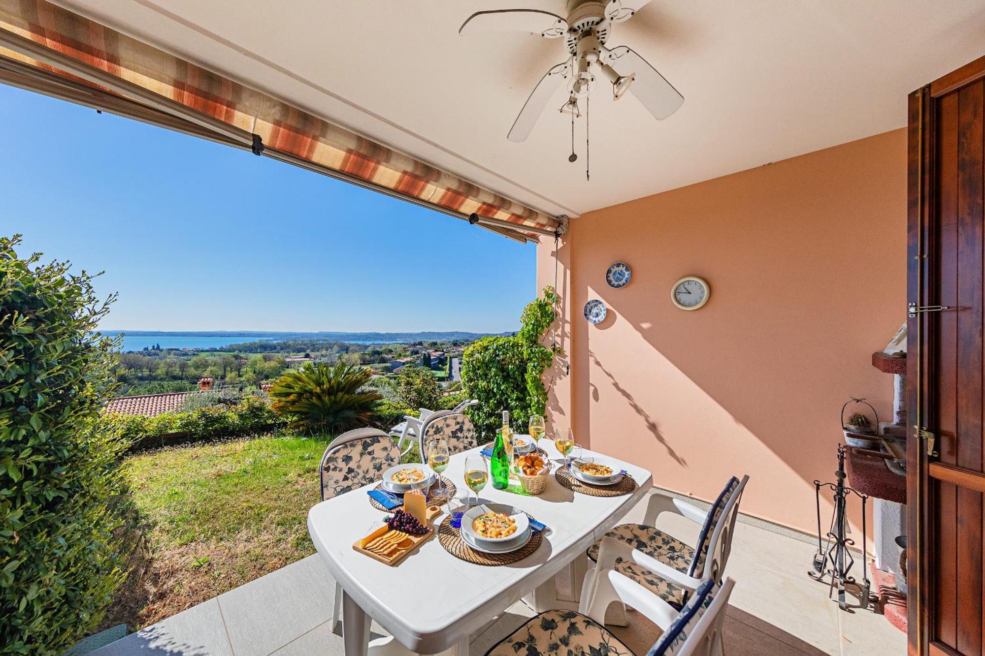 Residence Giardino 3 By Wonderful Italy Сояно дел Лаго Екстериор снимка